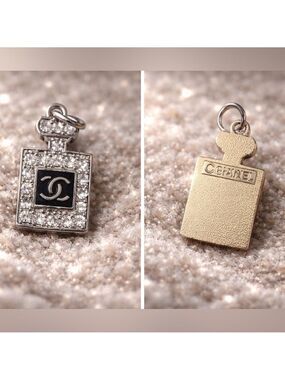 Luxury CC Style Perfume Bottle Charm ✨ Rhinestone Pendant | Chic Bag/Jewelry